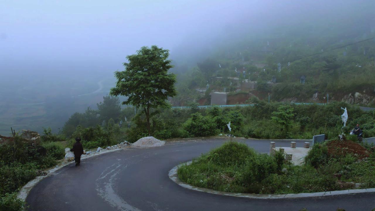 [路边野餐][WEB-MP4/1.28GB][国语配音/中文字幕][1080P][流媒体]