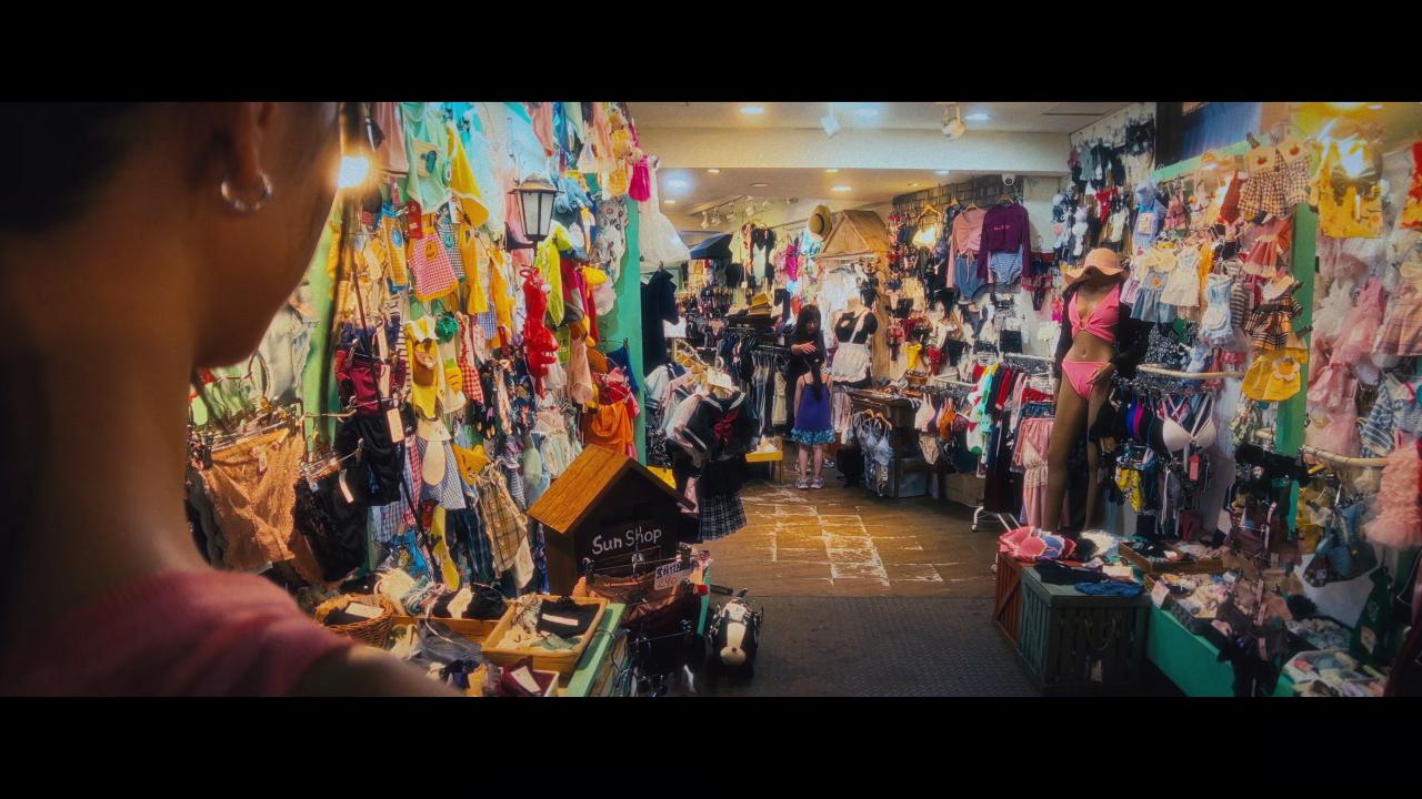 [左撇子女孩][WEB-MKV/15.23GB][国语音轨/简繁英字幕][4K-2160P][HDR版本][H265编码][流媒体]