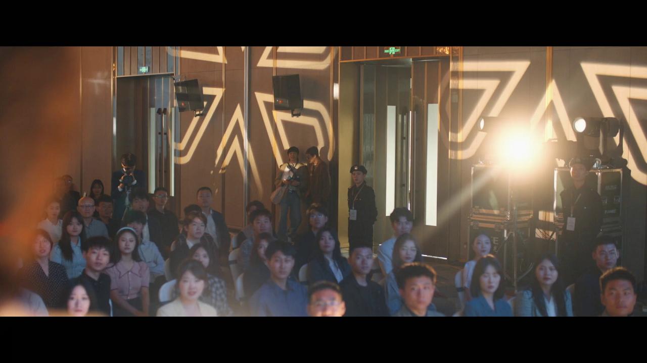 [末路狂花钱][WEB-MKV/3.81GB][国语配音/中文字幕][1080P][HDR版本][流媒体]