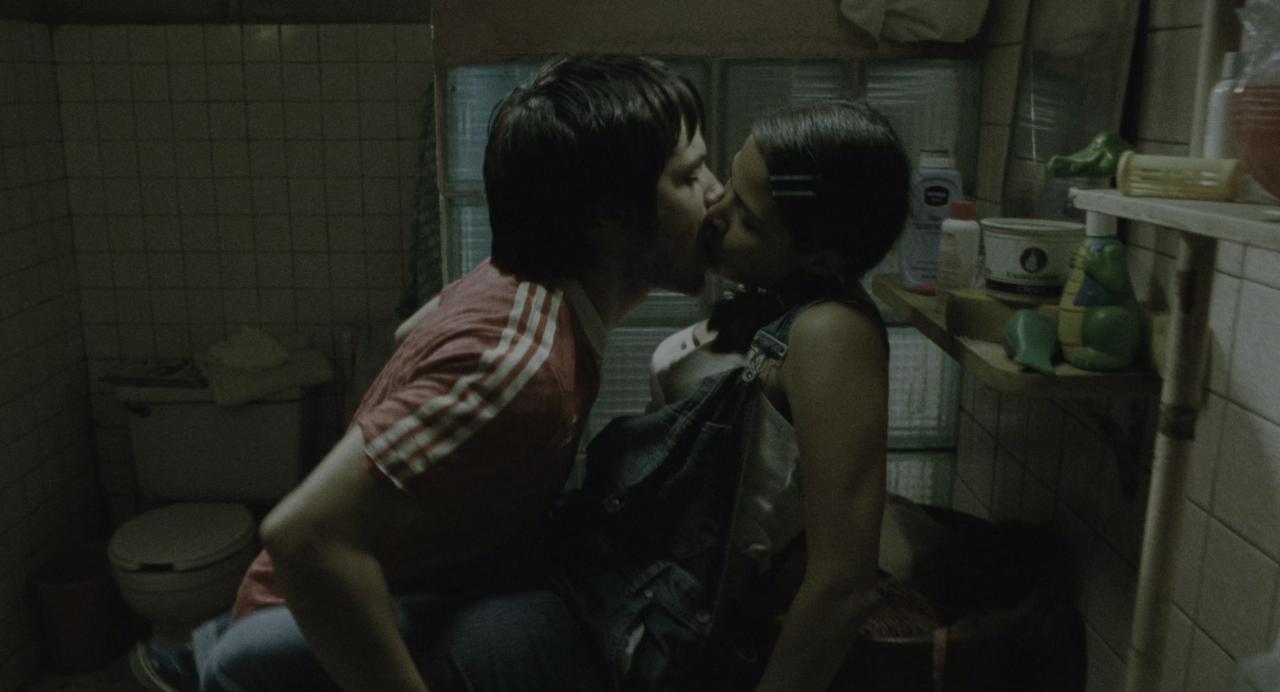 [爱情是狗娘][BD-MKV/24.27GB][中文字幕][4K-2160P][HDR+杜比视界双版本][H265编码][蓝光压制]