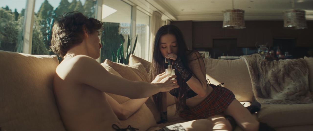 [阿诺拉][BD-MKV/10.66GB][简繁英字幕][1080P][HDR版本][H265编码][蓝光压制]