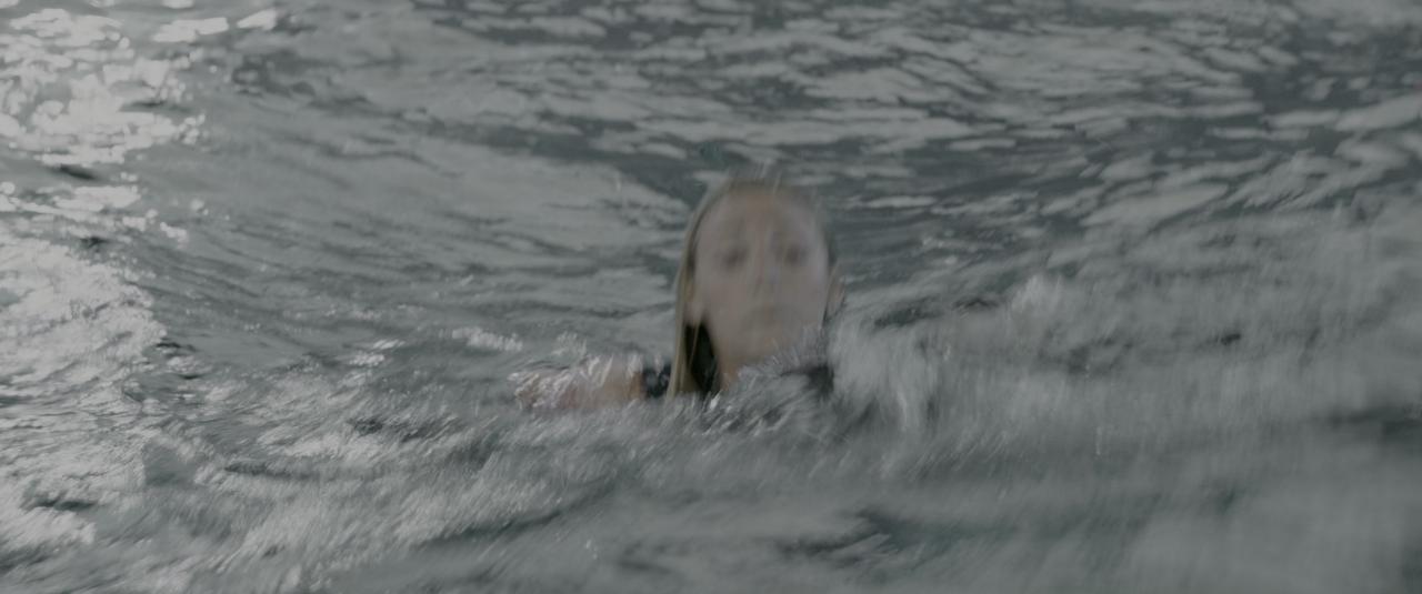 [鲨滩][BD-MKV/17.05GB][国英多音轨/简繁英字幕][4K-2160P][HDR版本][H265编码][蓝光压制]