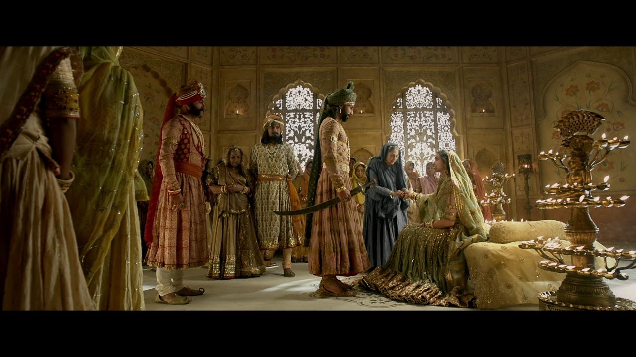 [印度艳后][WEB-MKV/6.36GB][无字片源][1080P][HDR版本][流媒体]