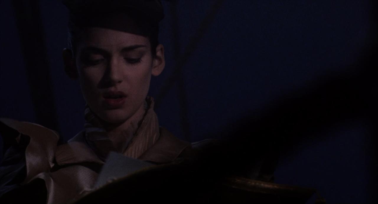 [惊情四百年][BD-MKV/6.98GB][国英多音轨/中英双语字幕][1080P][HDR版本][H265编码][蓝光压制]